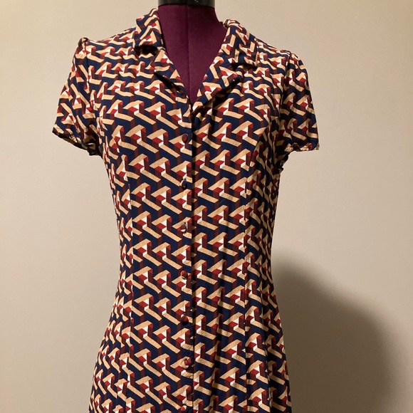 Short sleeve Dress - Picture 1 of 6
